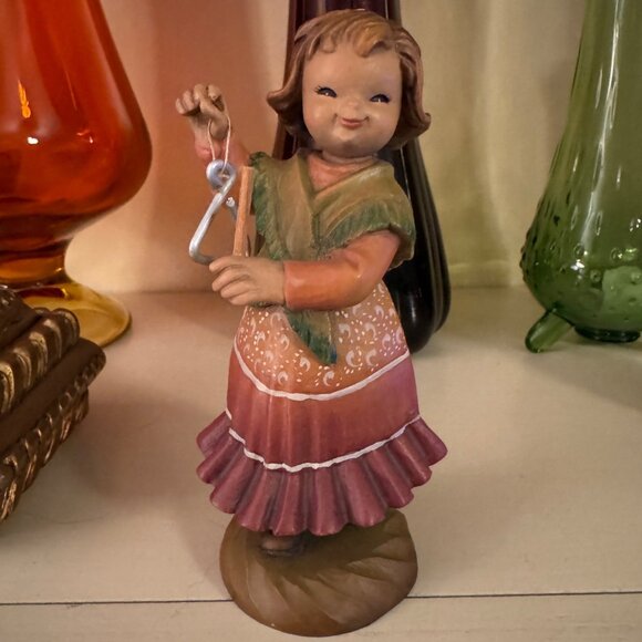 VTG ANRI TINY SOUNDS Wood Carved Girl Playing Triangle by Ferrandiz Italy - Picture 1 of 9